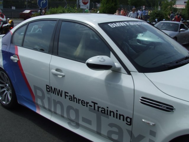 nurburg201.jpg